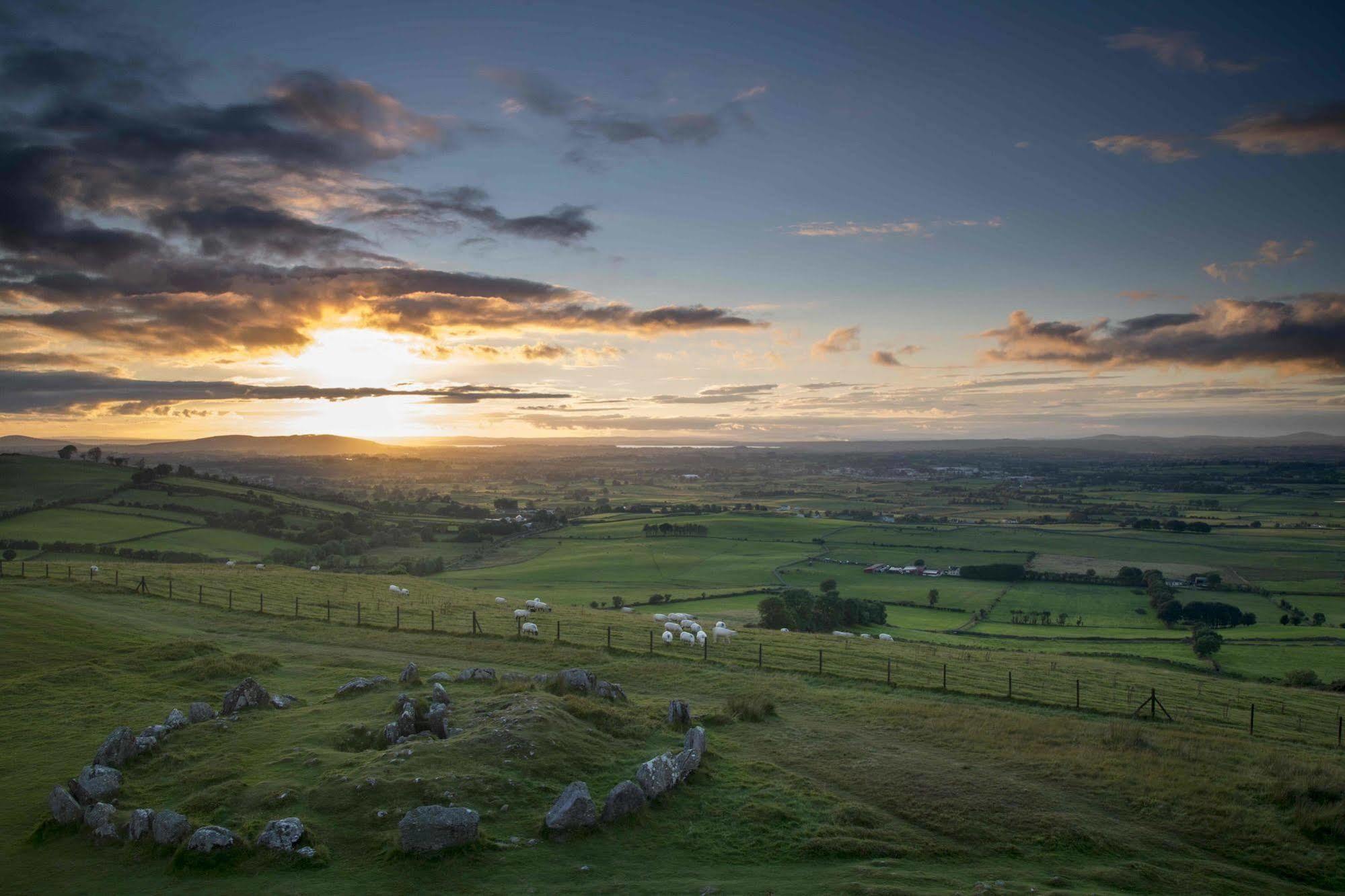 Loughcrew Megalithic Hostel Millbrook Buitenkant foto